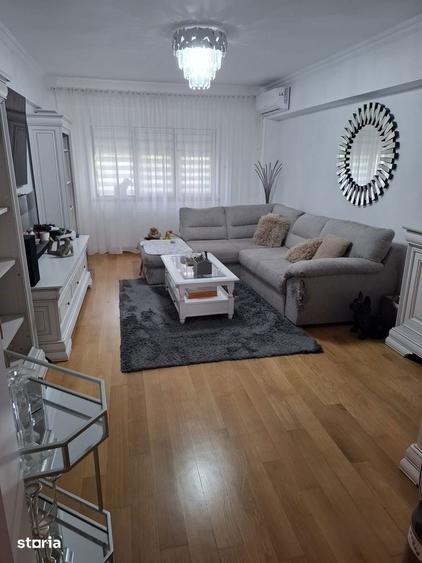 Apartament exclusivist cu 4 camere Ultracentral | Renovare 2025 - 1