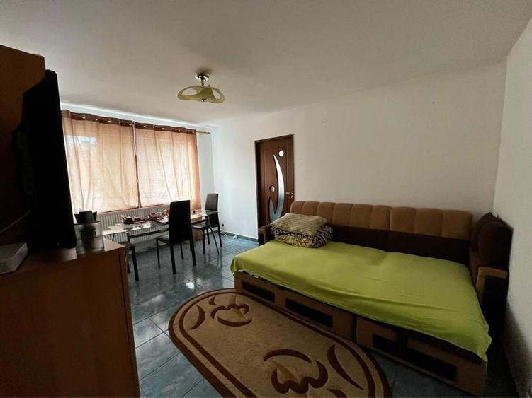 Apartament 2 camere zona Victoria, Resita - 6