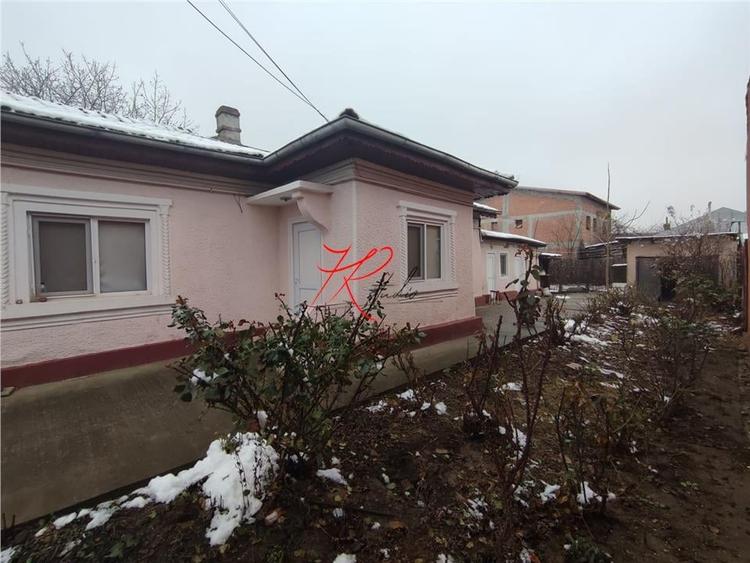 Colentina, vanzare casa batraneasca si teren - 9