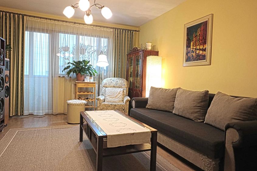 Vand apartement 5 camere + garaj sub bloc zona Vlaicu-Stupilor - 8