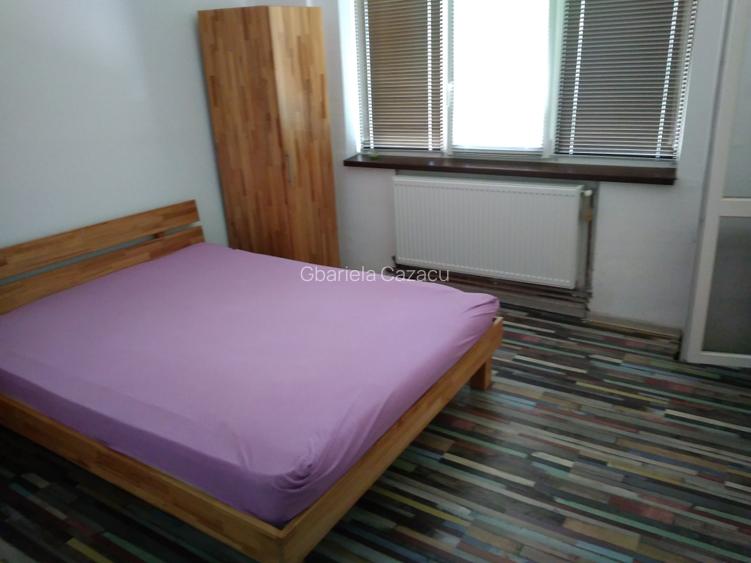 Apartament cu 2 camere decomandat în Aradului