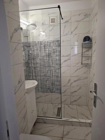 Apartament de inchiriat Campulung Moldovenesc, 2 camere decomandate,etaj 2,in centru - 4