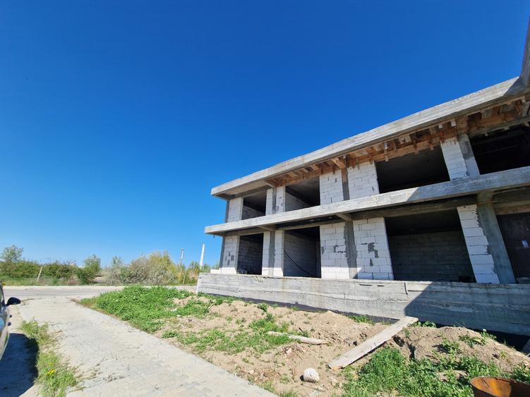Midia Sat - Constructie S+P+1 la Rosu cu teren propietate - 148.000euro - 8