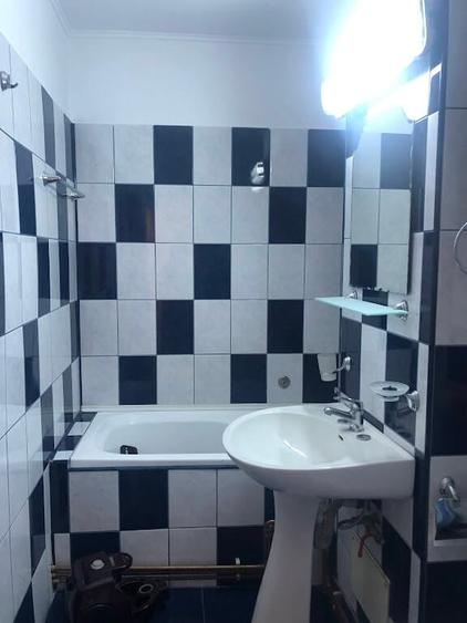 Ofer inchiriere ap 3 camere  ultracentral, mobilat si utilat, 550 euro - 13