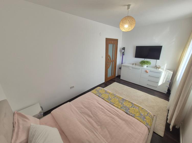 2 Cam-Lux-1 Min Spitalul Judetean-54 MP--Balcon-Mobilat-Centrala--85.000 Euro ! - 7