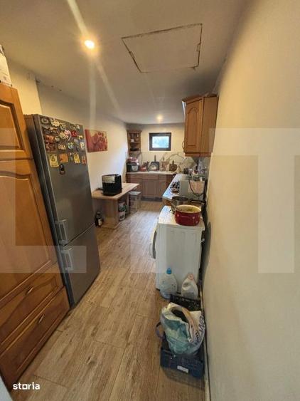 Casa spatioasa, 177 mp construiti, teren 3400 mp, 5 camere, cazan pe l - 5