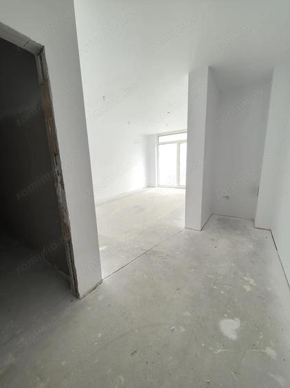 Piata Verde! 2 Cam! 53 mp! Et 3! Lift! 132.000 Euro! - 7