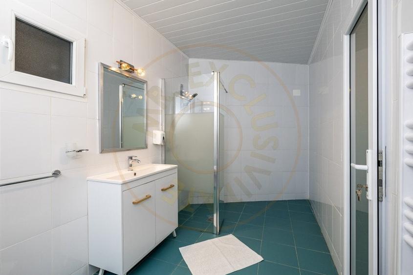 Motel, camping, piscina si lacuri de pescuit pe un teren de 49 285 mp - 10