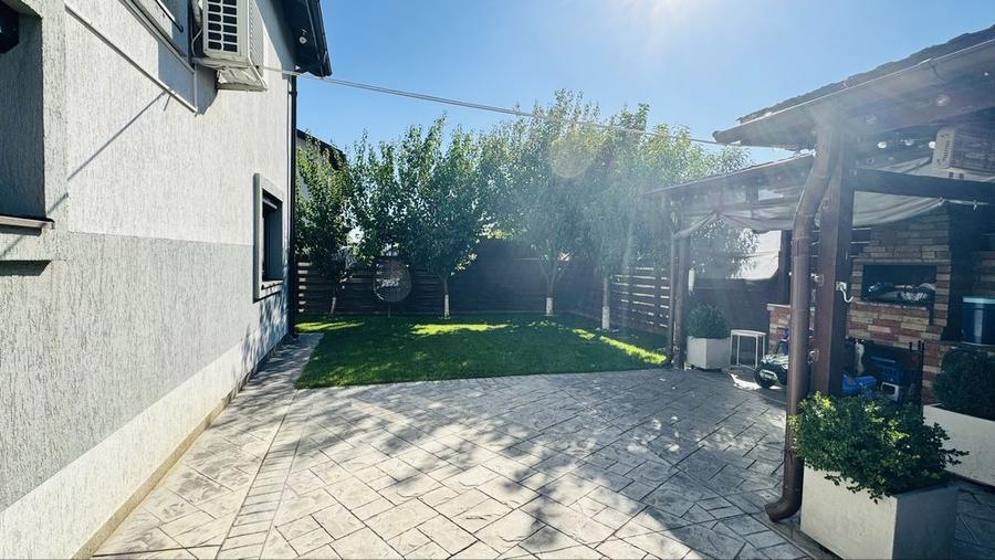 Casa P+M 4 camere/2 bai, mobilata si utilata - 1