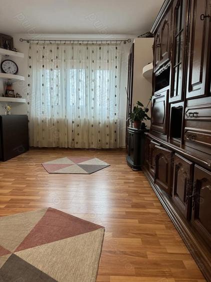 Inchiriez apartament 2 camere decomandat - 4