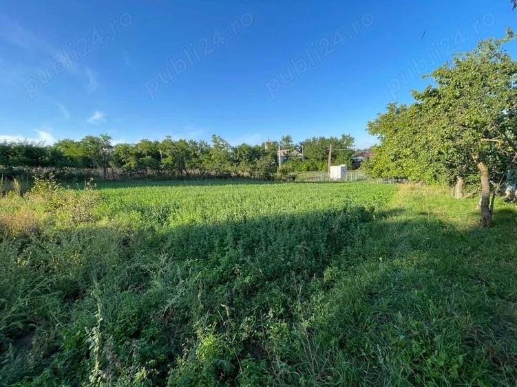 Casa si Gradina Pozitie Centrala pe Loc Drept - 3