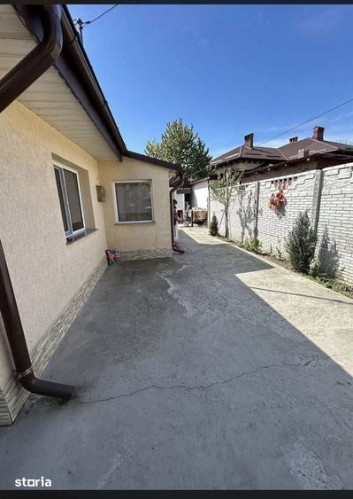 De vanzare casa in Roman ZON 5 DRUMURI , 92.000euro - 11