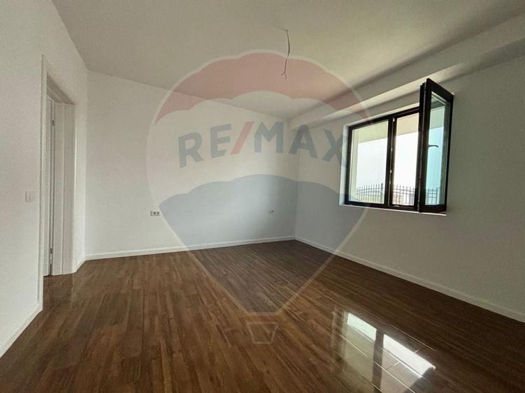 Buftea - Vilă nouă cu 5 camere, 3 băi, 141 mp utili, 317 mp teren - 14