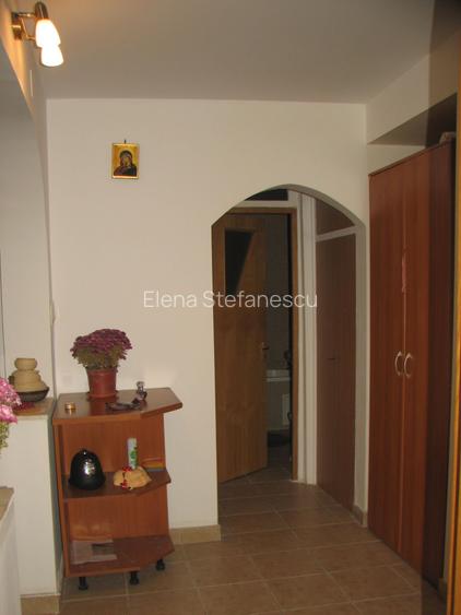 Brancoceanu  - Apartament 2 camere - izolat termic - et 4 - decomandat - liber