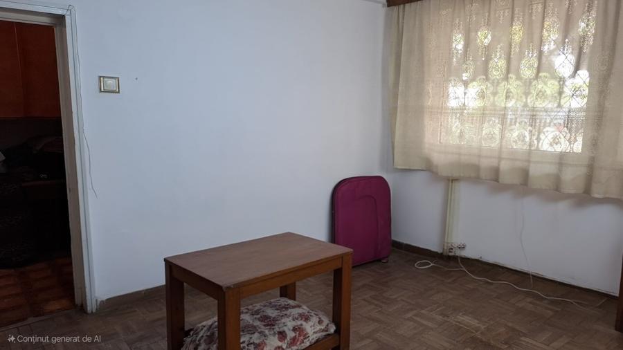 Strada Traian - ap 2 cam , parter /10 , gaze la usa (cf 1) SU 48 mp - 9