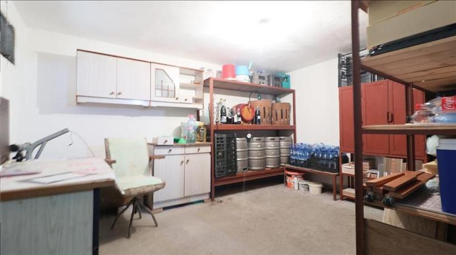 Casa deosebita in V.Lupului - 16