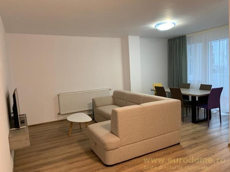 Centrul Civic, aproape de AFI, 3 camere recent renovate/mobilate, 165000 euro - 1