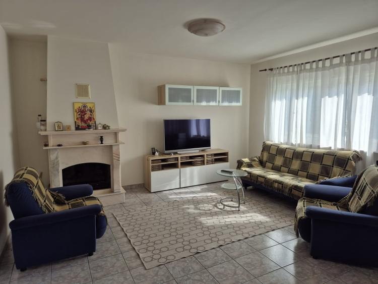 Casa cu 5 camere in Brezoi - zona centrala, dar linistita! - 4