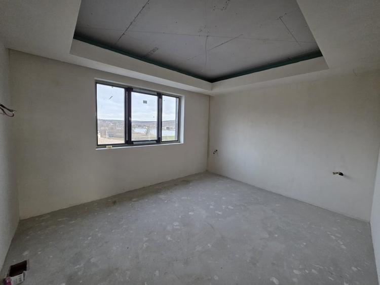 Vila exclusivista cu piscina langa lac. Acasa ca in vacanta! - 8