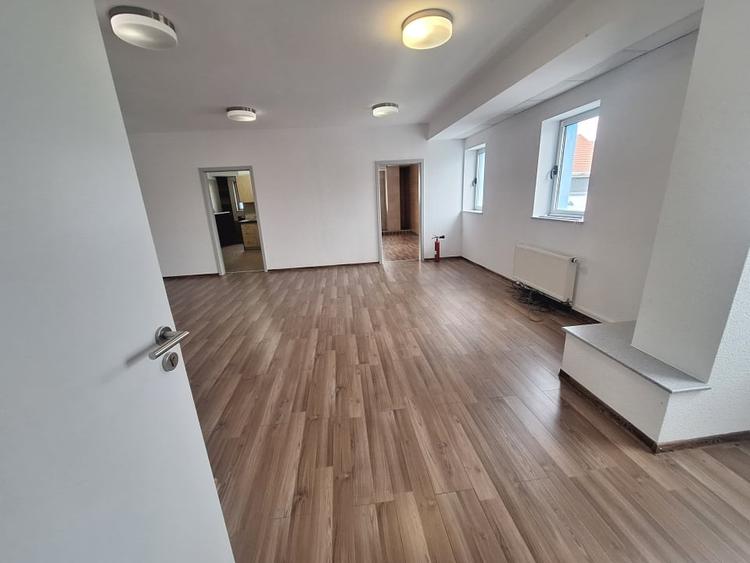 De inchiriat spatiu comercial zona Centrala - 3