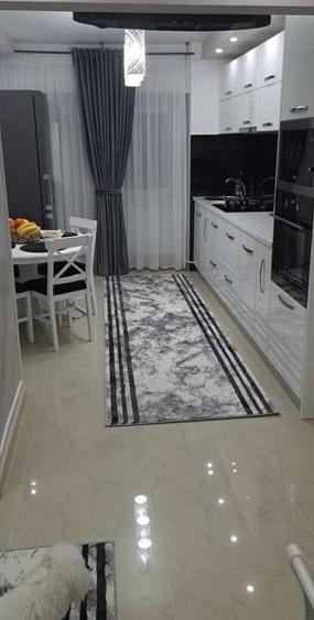 3 Camere Decomandat 83mp Renovat Mobilat bloc 1990 zona Selgros Cug - 9