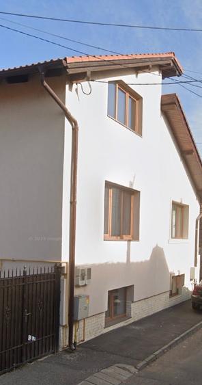 Casa in cartierul Trei Stejari ideala pentru o familie / birouri / investitie - 2