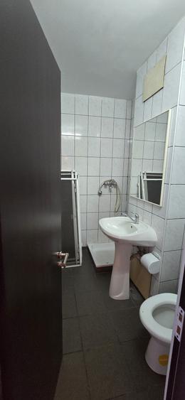 DRISTOR(METROU)-STRADAL, etaj 1-IDEAL  OFFICE - 11