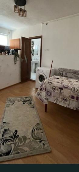 Garsonuera spatioasa - toate dotarile- Noua - 2