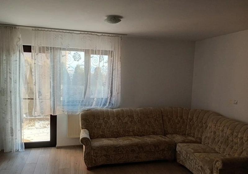 Apartament cu 2 camere- zona  capat CUG - Strada Valea Adanca - 1