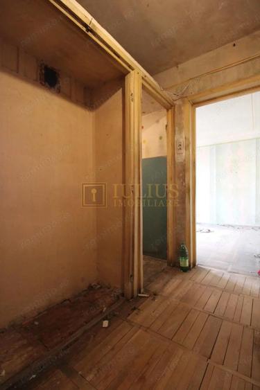 Complex Studentesc str.Daliei, et 3, bloc anvelopat; necesita renovare completa. - 4