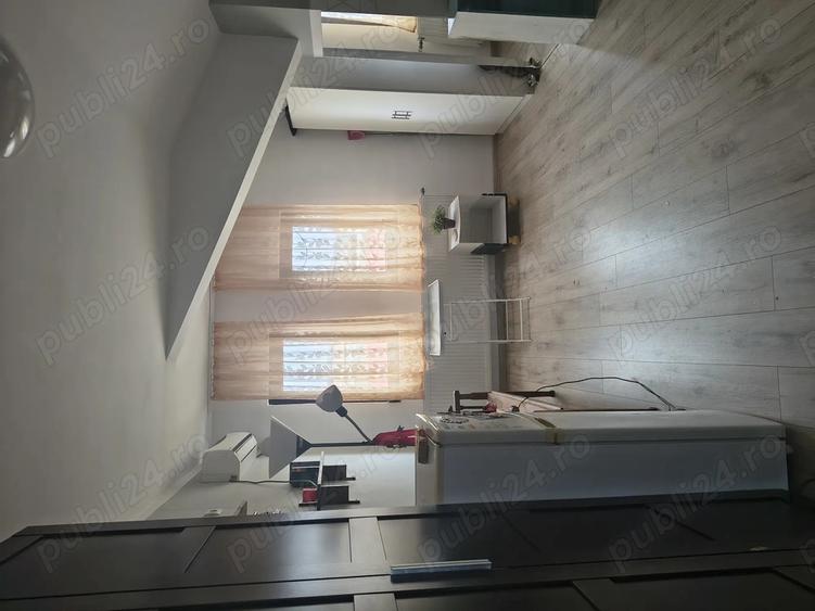 Vand studio la mansarda - 1