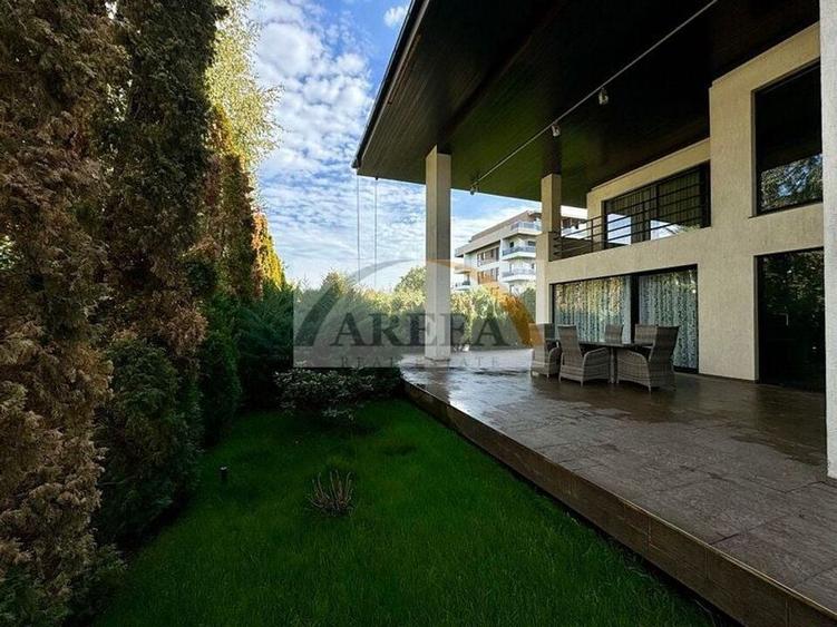 Vila lux de vanzare in cel mai dorit complex din Erou Iancu Nicolae-locatie rara - 34
