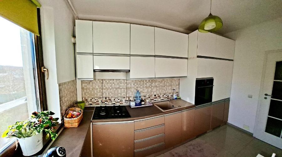 PROPRIETAR ap. 2 camere 95.000 euro - 12