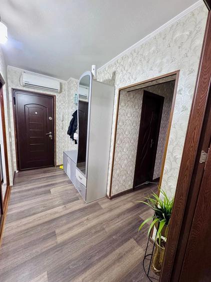 Apartament 3 camere de vanzare. - 1