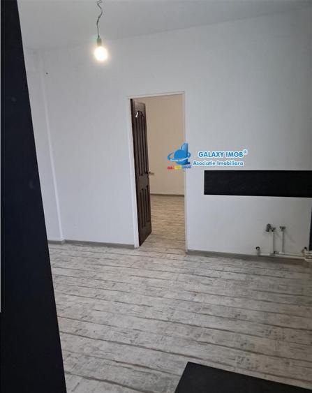 De Inchiriat Spatiu 100 mp PARTER NORD- stradal - 5