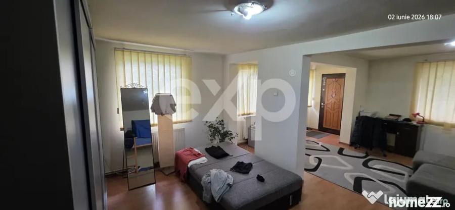 Casă cu 4 camere cu Teren 577 Mp în Aninoasa
