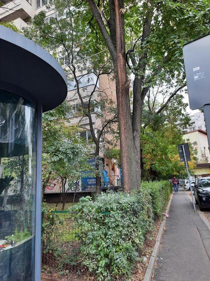 Apartament cu 2 camere semidecomandat în Lujerului