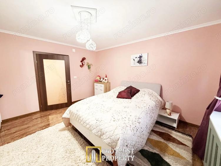 Casă cu 8 camere cu Piscina în Drauț