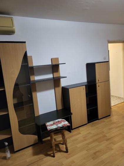 Apartament cu 2 camere semidecomandat în Exterior Vest