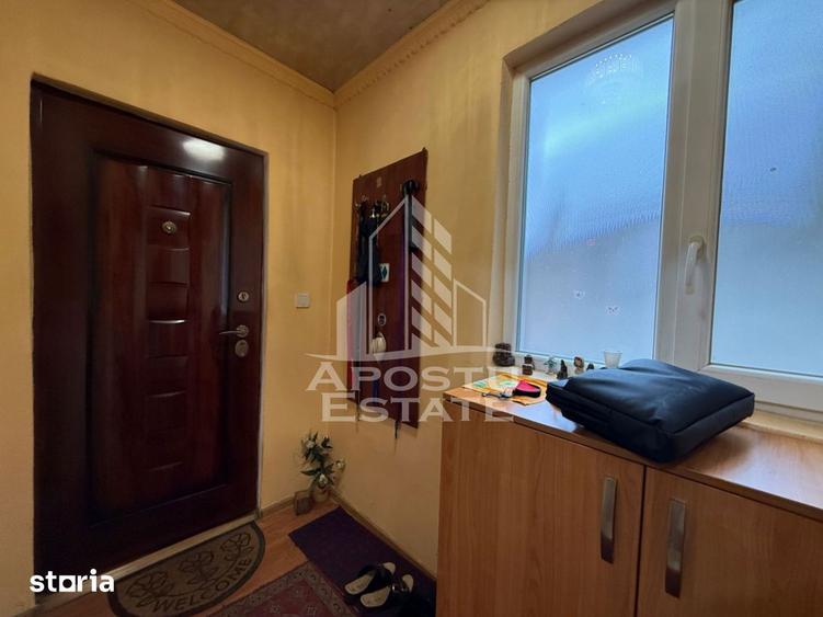 Apartament cu 2 camere decomandat, mobilat în Fabric