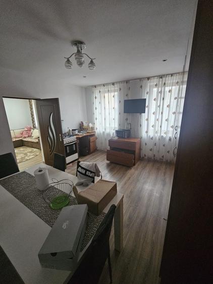 Casă cu 3 camere în Viștea