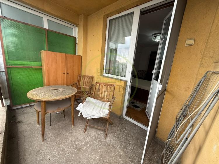 Apartament cu 2 camere semidecomandat, mobilat în Central
