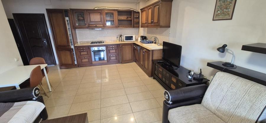 Apartament cu 2 camere semidecomandat în Central