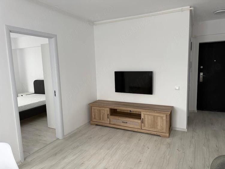 Apartament cu 2 camere semidecomandat în Central