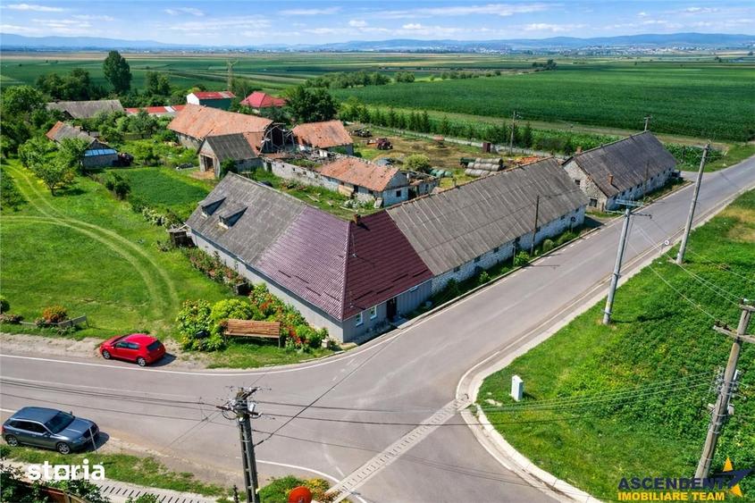 Casă cu 5 camere cu Teren 1170 Mp în Ghidfalău