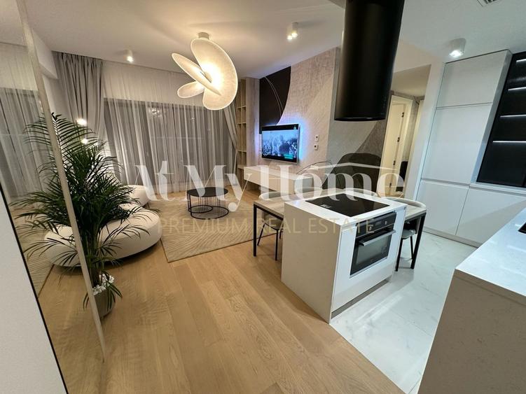 Apartament cu 3 camere decomandat, mobilat în Barbu Văcărescu
