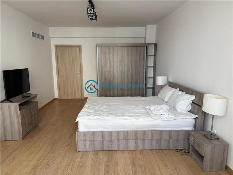 Apartament cu 3 camere decomandat, mobilat în 9 Mai