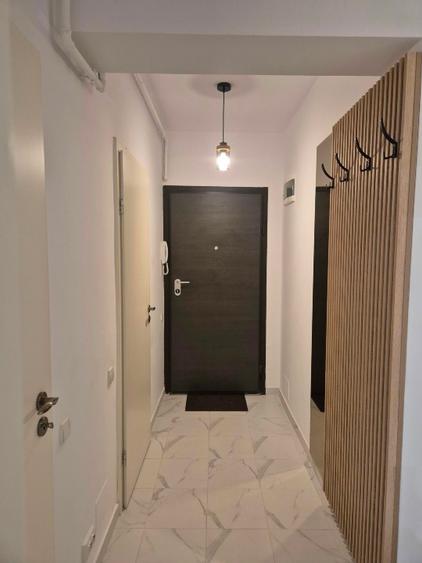 Apartament cu 2 camere decomandat, mobilat în Sisești