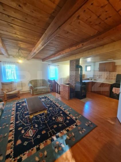 Casă individuală cu 4 camere cu Teren 2400 Mp în Micești