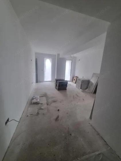 Apartament 3 camere, 78 mp, zona George Enescu - 8